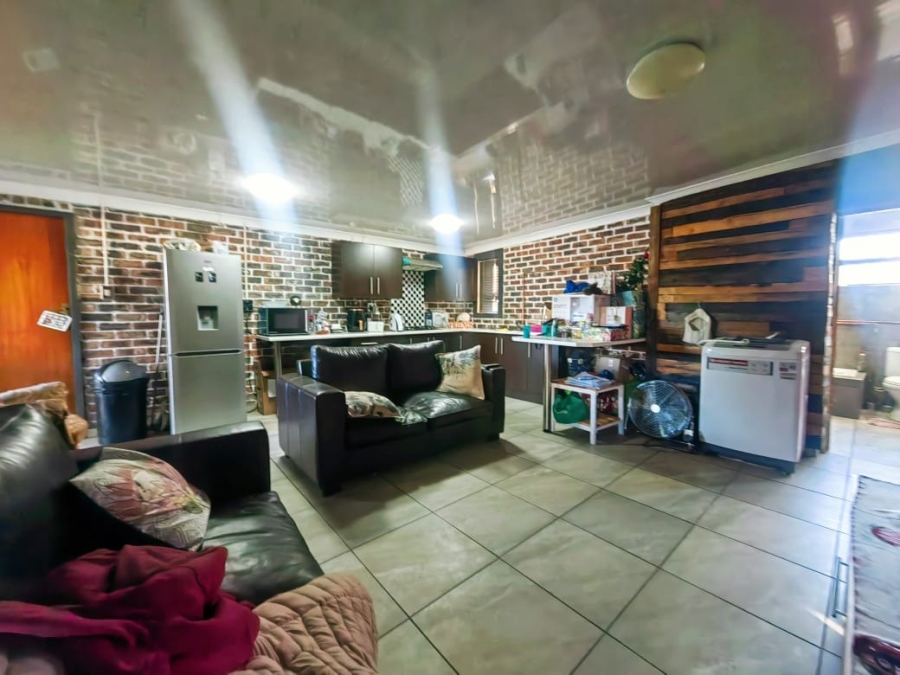 2 Bedroom Property for Sale in Miederpark North West